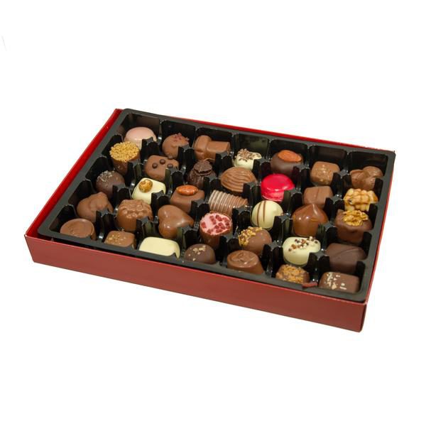 Chocolate | Pralines | Pralineur Van Coillie | Chocolate box